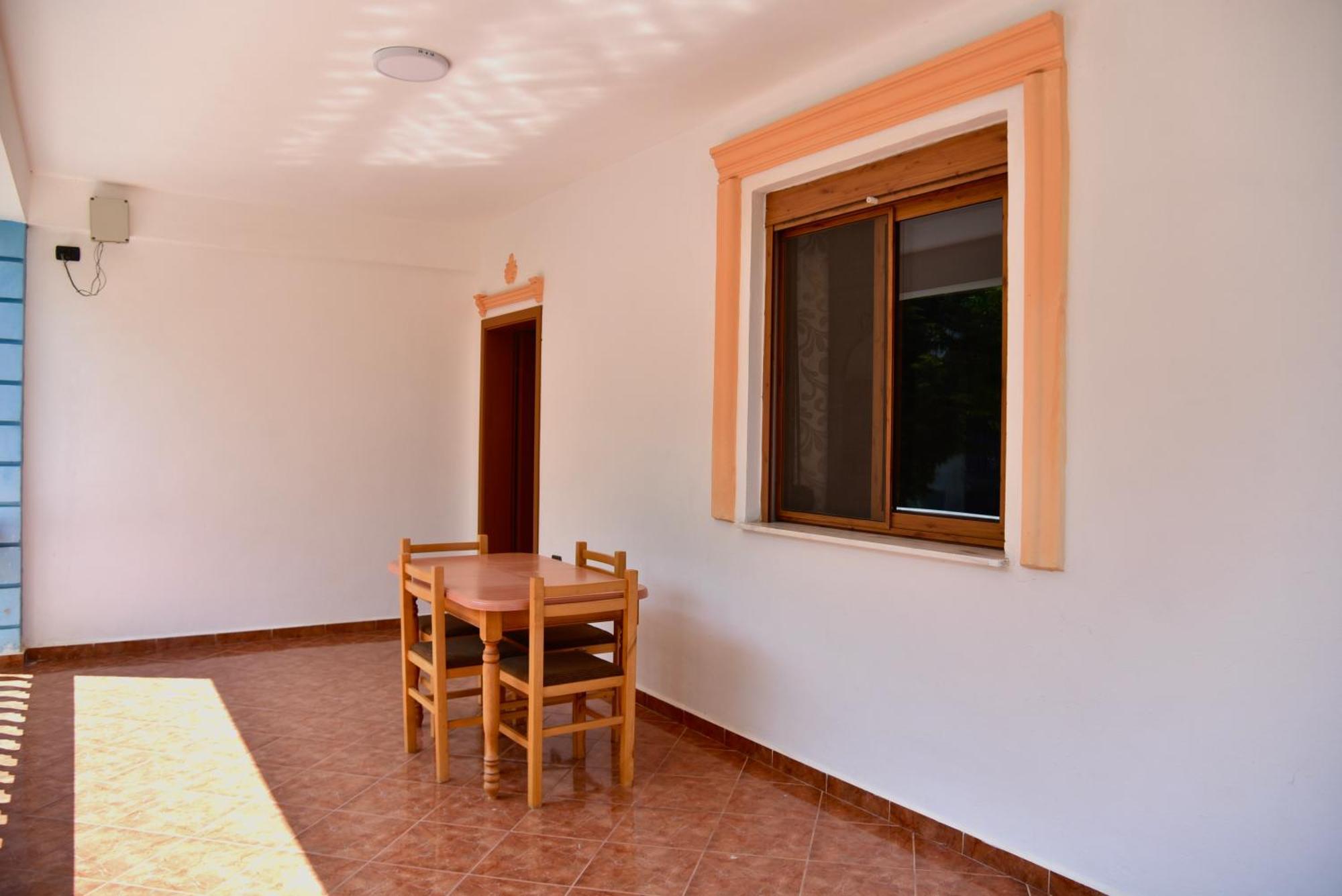 Apartman Gridi- Me Qera *