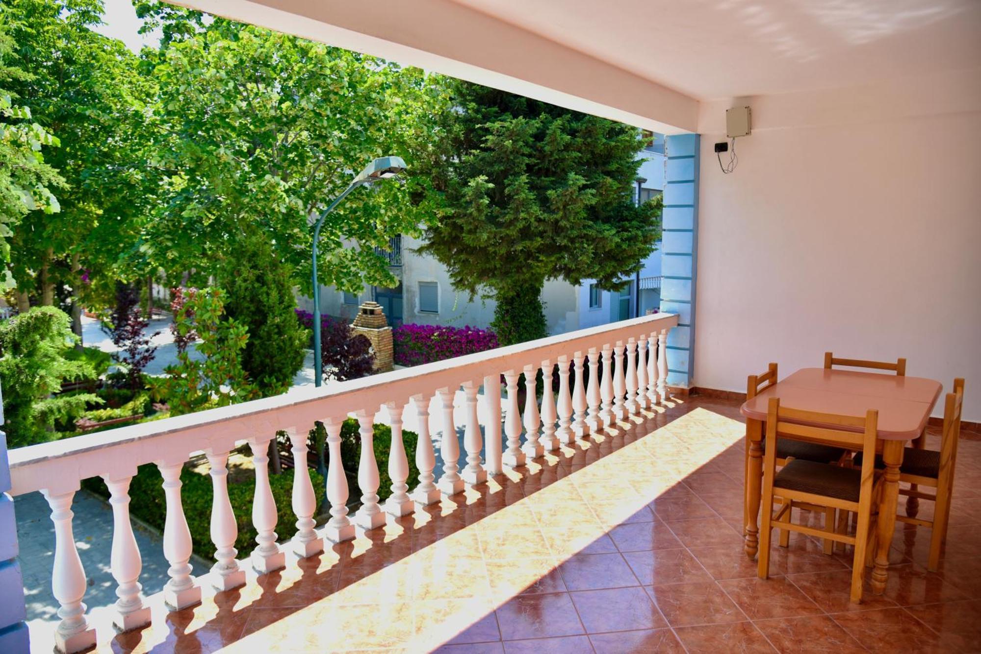 Apartman Gridi- Me Qera *