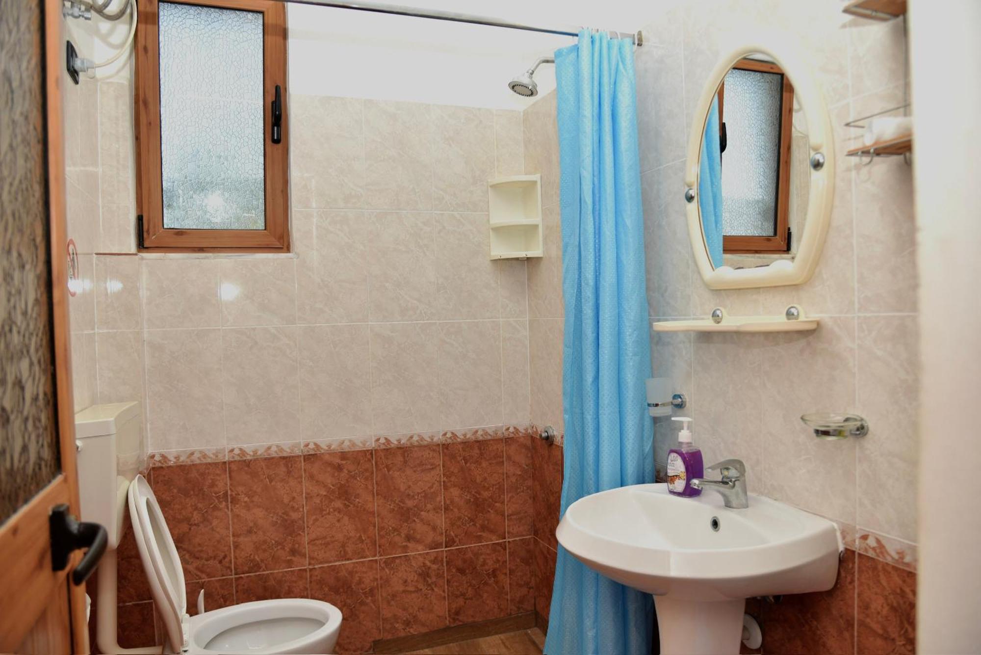 Gridi- Me Qera Apartamento *