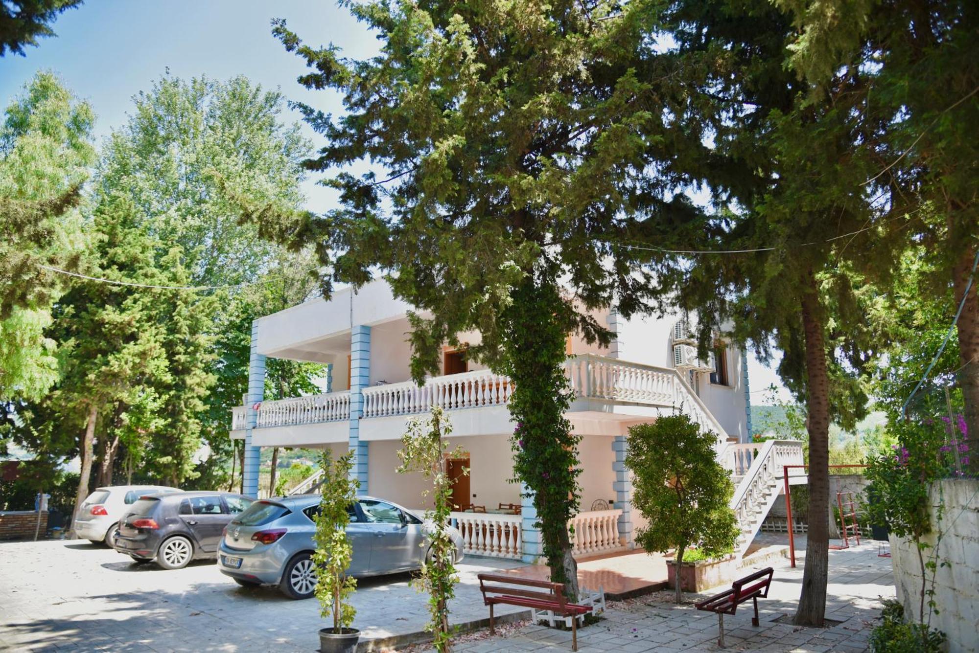 Apartman Gridi- Me Qera *