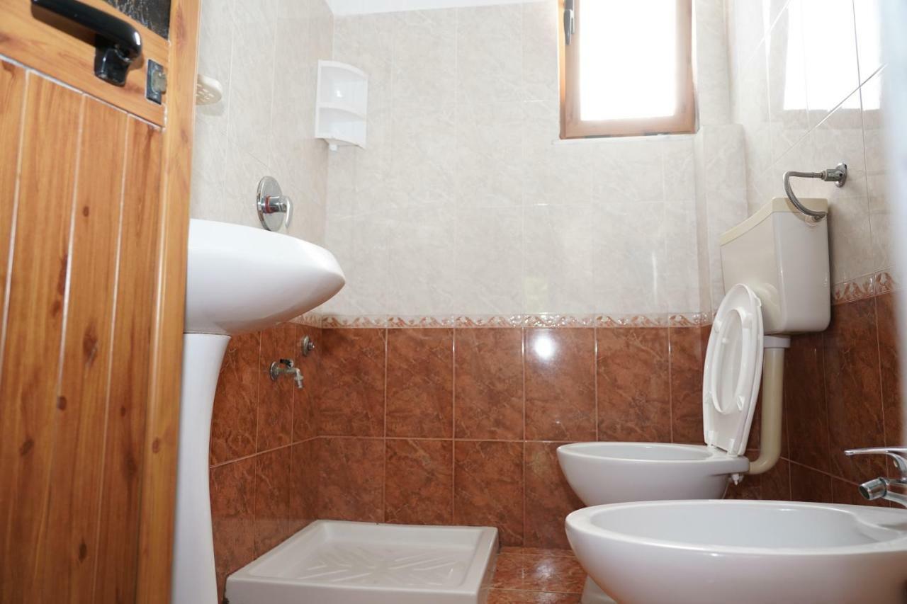 Apartment Gridi- Me Qera Spille